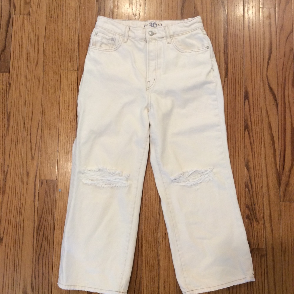 We The Free People White Crop Button Fly Jeans 30